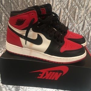 Air Jordan 1 Retro High OG (Bred Toe)